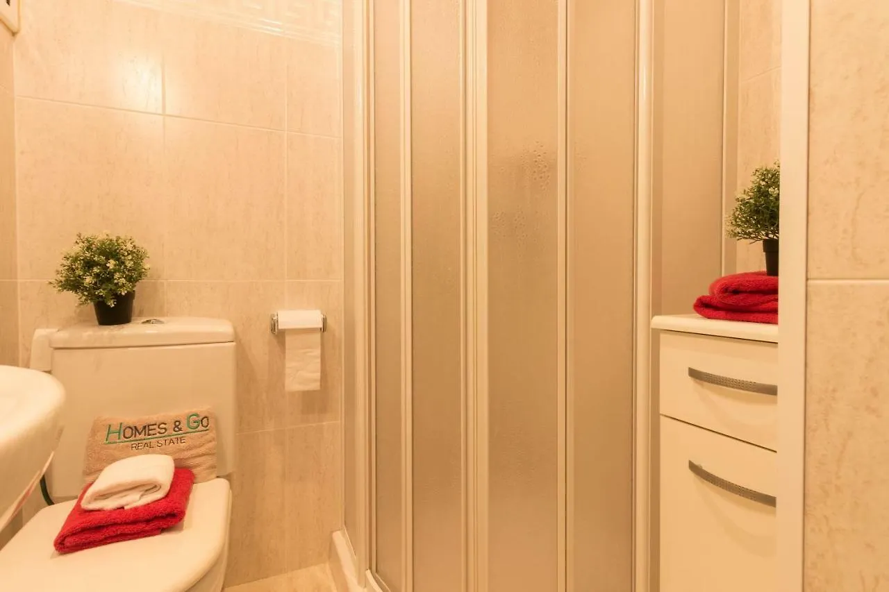 Apartment Homes & Go Bell Reco Deluxe I La Pineda
